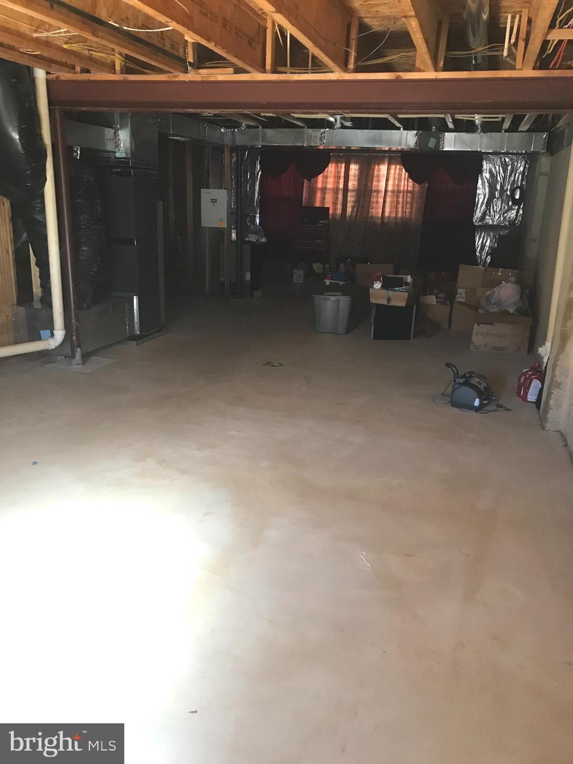 HAGERS CROSSING - Residential Lease