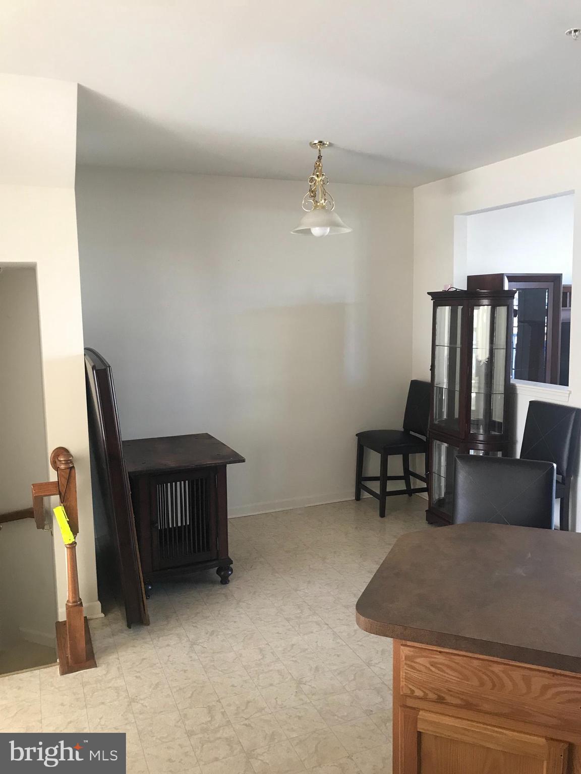 HAGERS CROSSING - Residential Lease