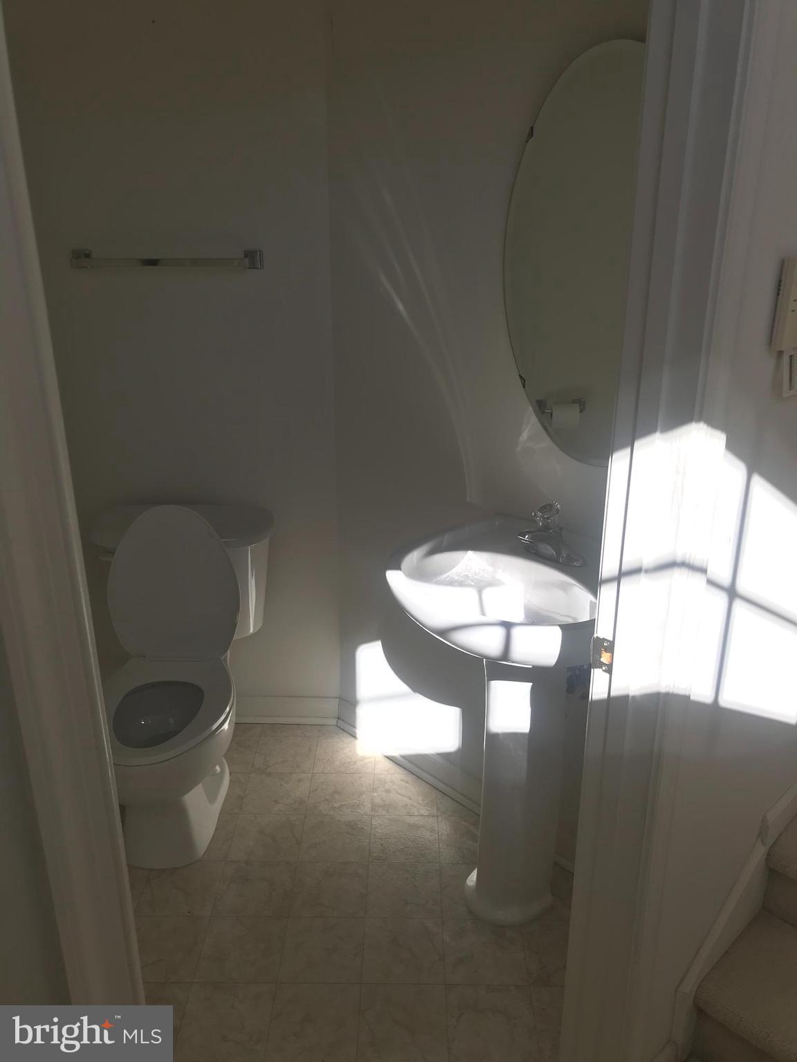 HAGERS CROSSING - Residential Lease