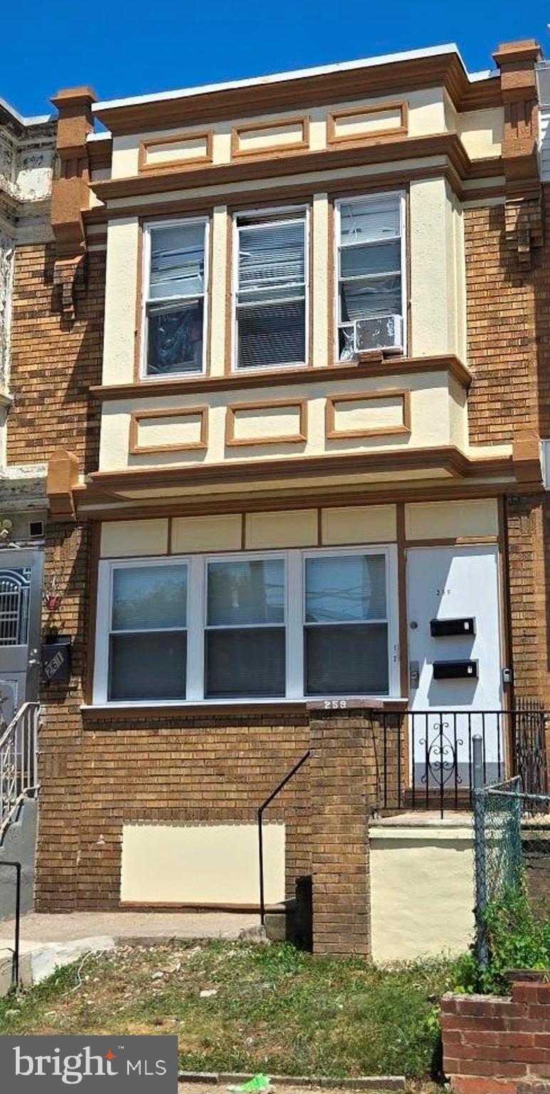 259 W RUSCOMB STREET 1