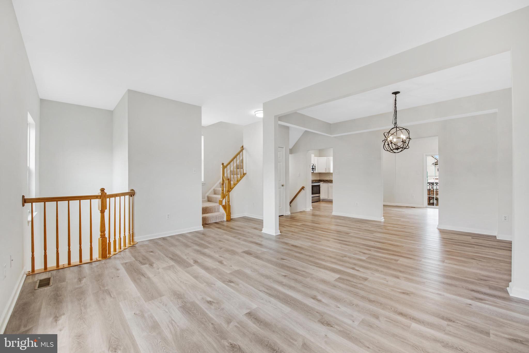 SYCAMORE HILL - Residential Lease