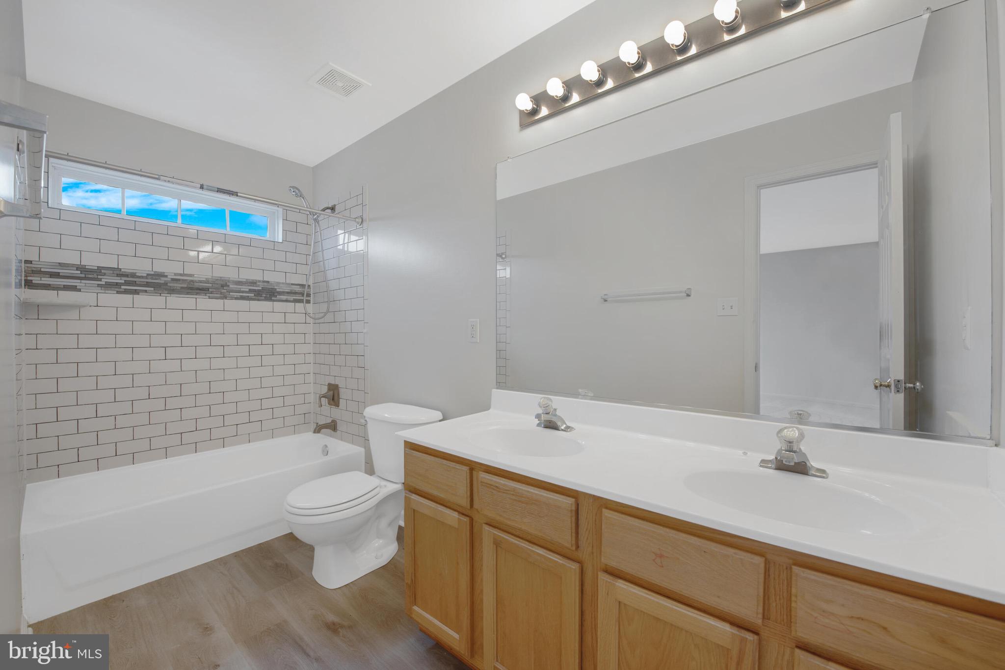 SYCAMORE HILL - Residential Lease