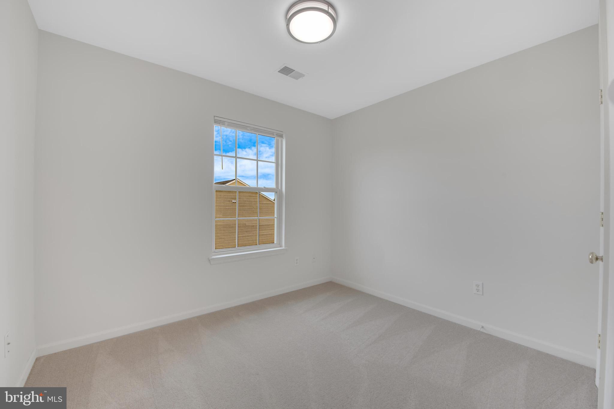 SYCAMORE HILL - Residential Lease