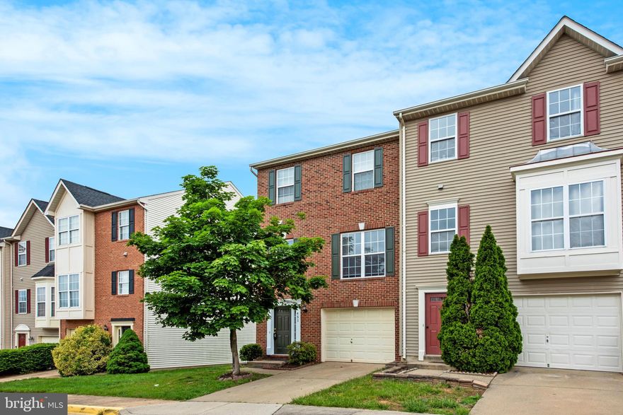 Move in immediately into this completely renovated end unit townhome in Leesburg. Home features 1 car garage, entry level living space with bathroom. Spacious living on main level with upgraded flooring and appliances. 3 great sized bedrooms on upper level with laundry. Home features fresh paint and carpet throughout. Rent includes lawn care. Home will not last long, move in NOW!