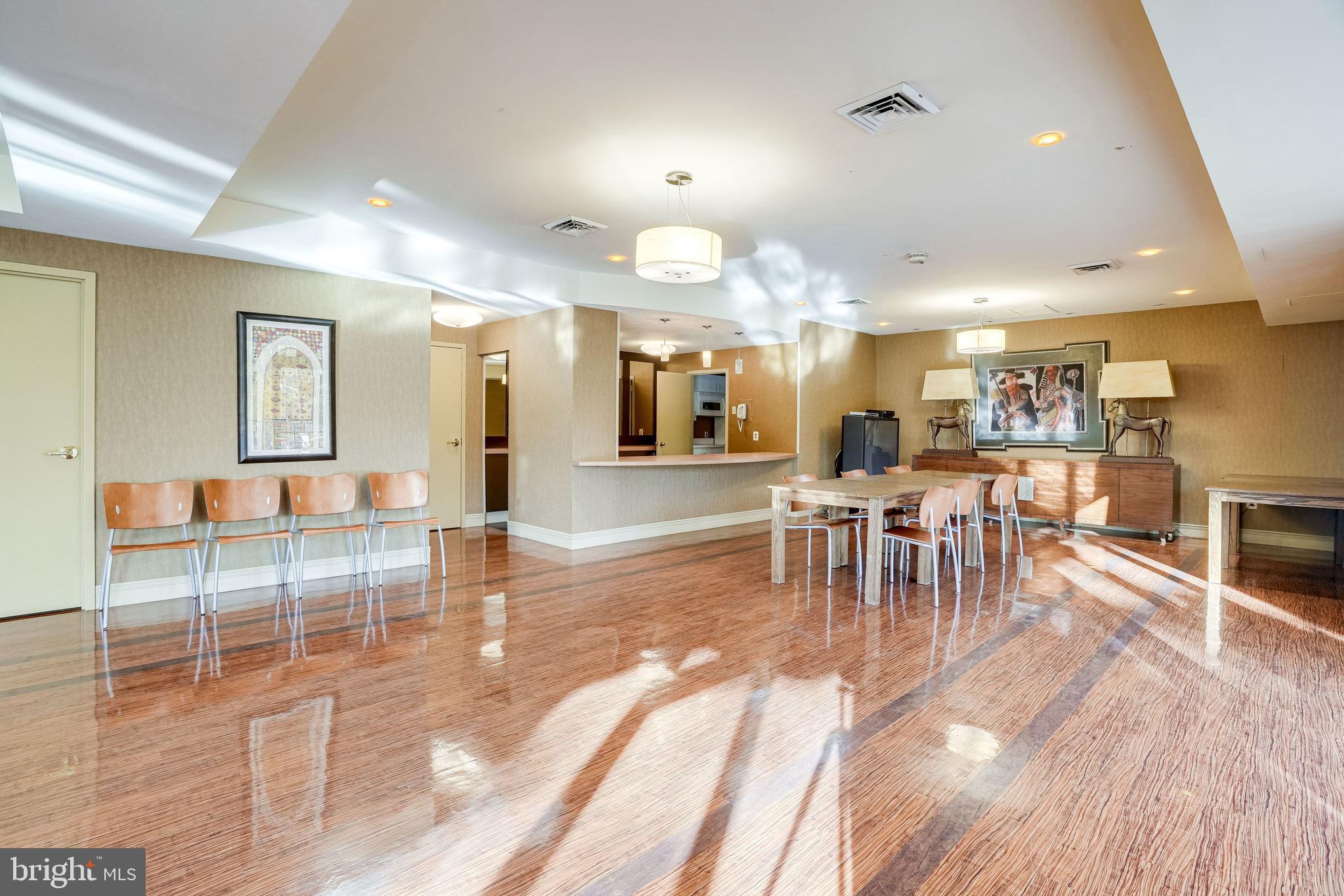 FRIENDSHIP HEIGHTS - Residential