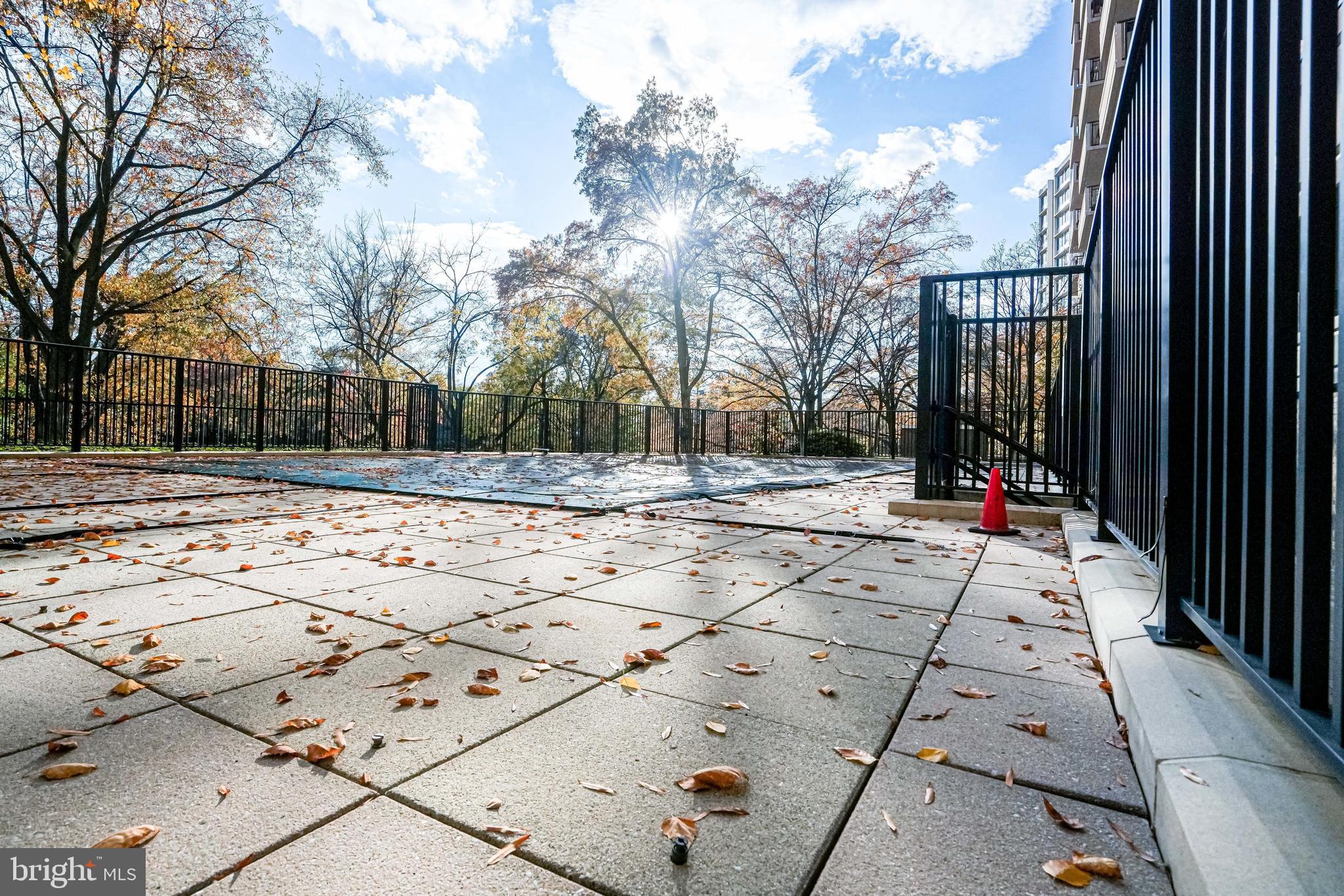 FRIENDSHIP HEIGHTS - Residential