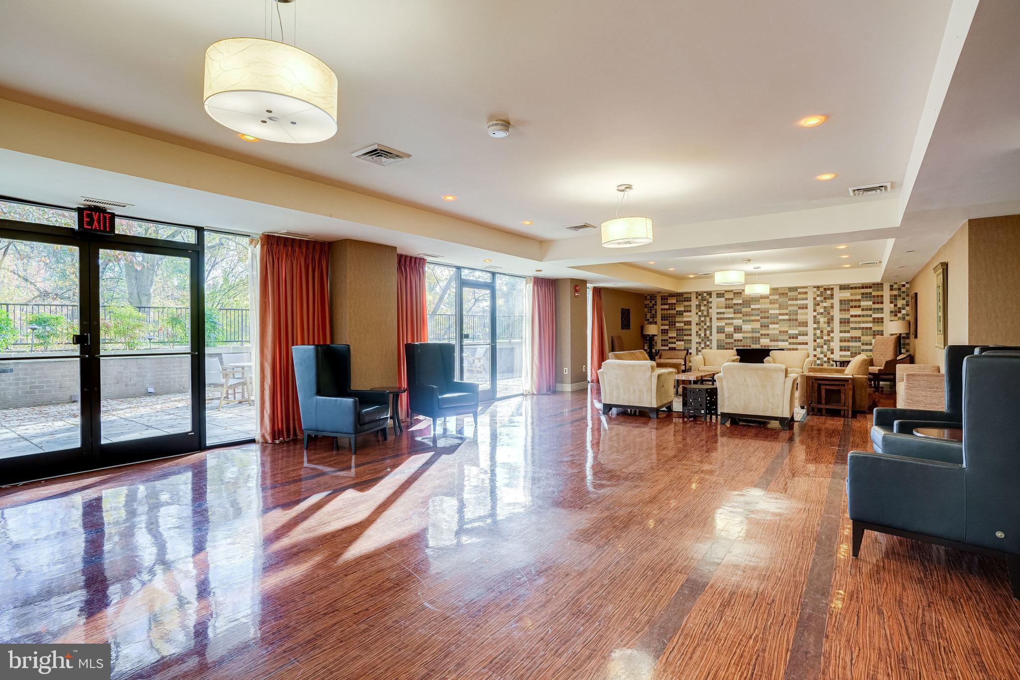 FRIENDSHIP HEIGHTS - Residential