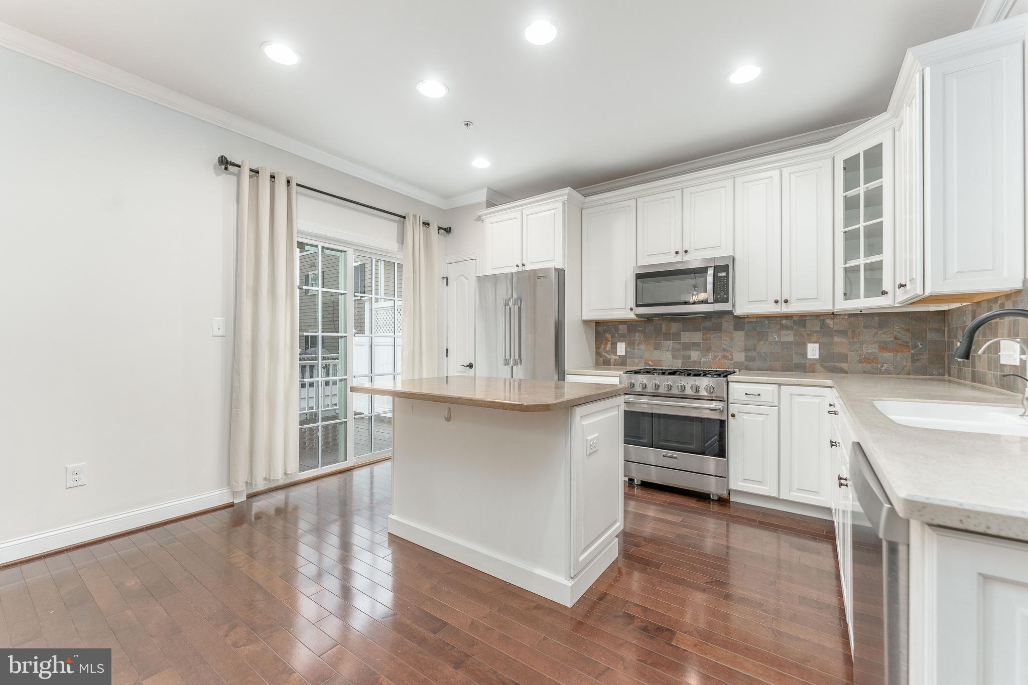 HAVERFORD COURT - Residential