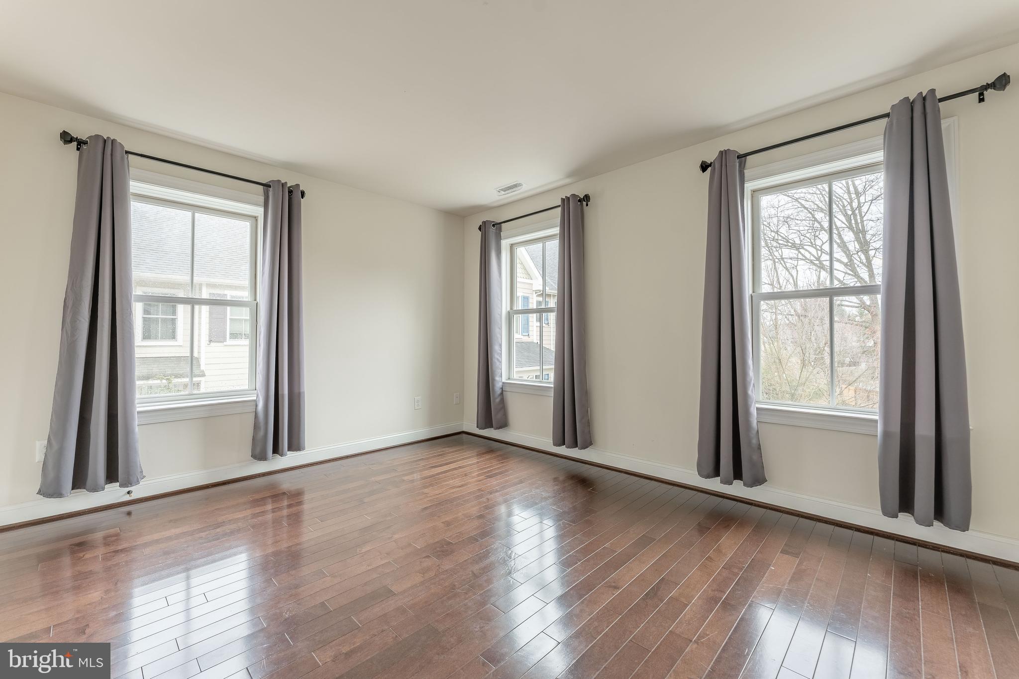 HAVERFORD COURT - Residential