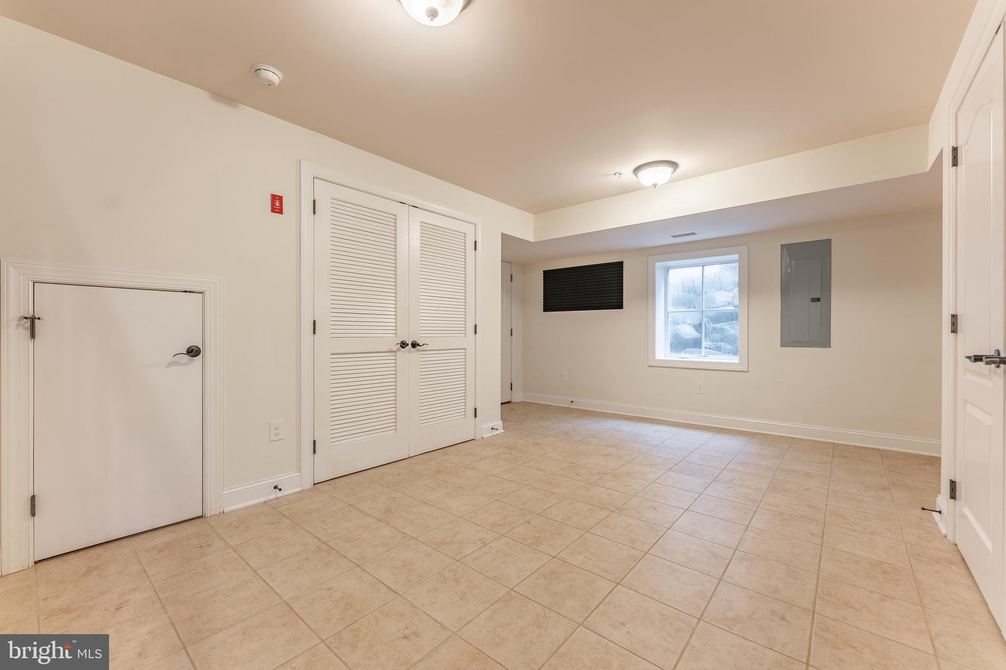 HAVERFORD COURT - Residential