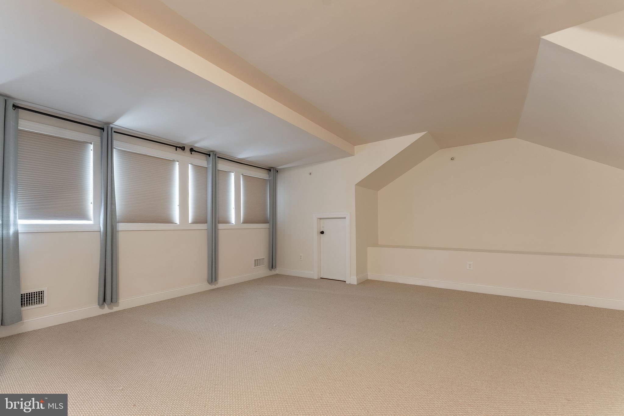 HAVERFORD COURT - Residential