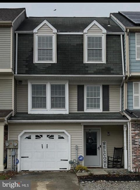7 REDWOOD COURT GLASSBORO NJ 08028