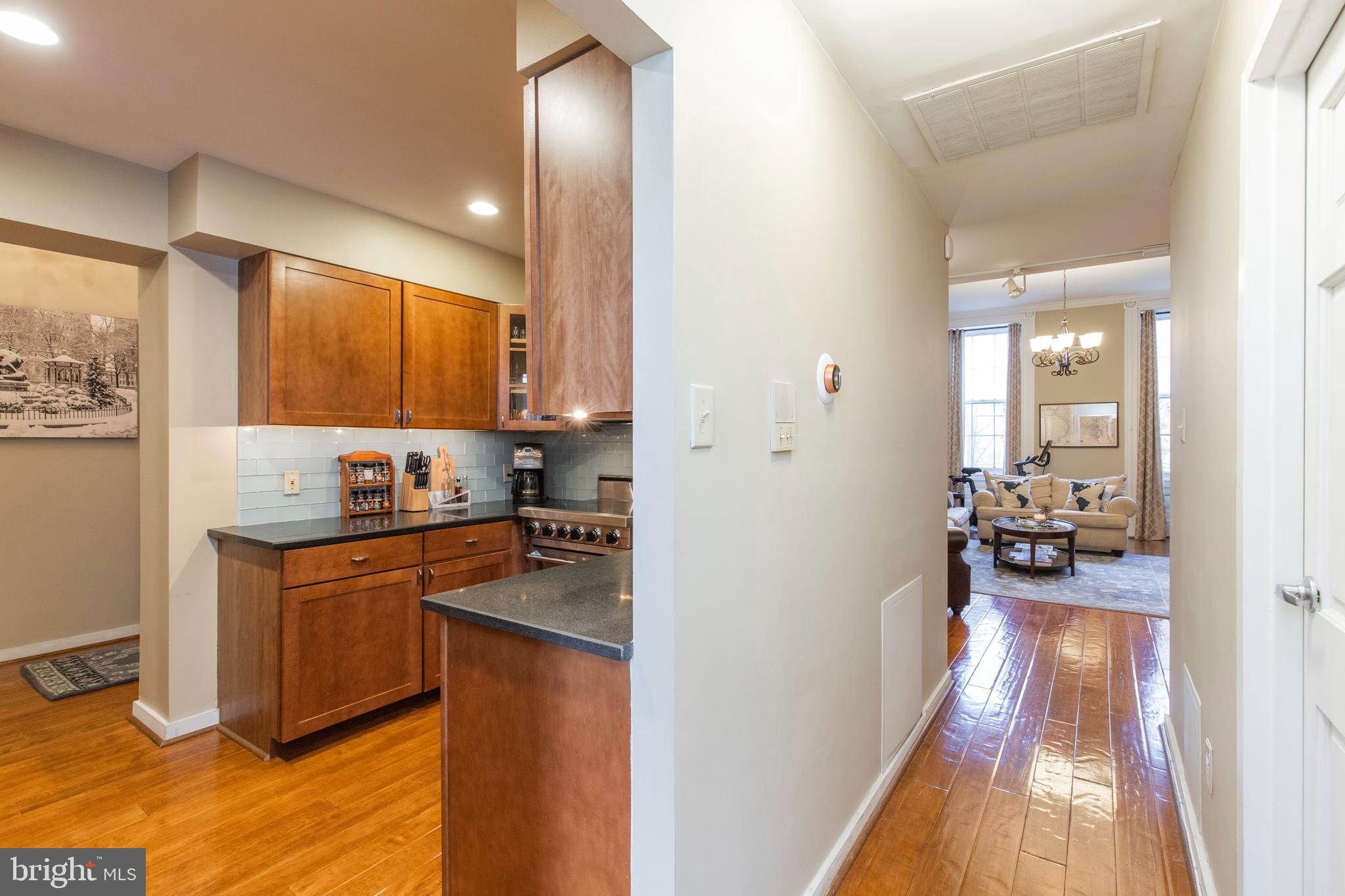 WASHINGTON SQ WEST - Residential