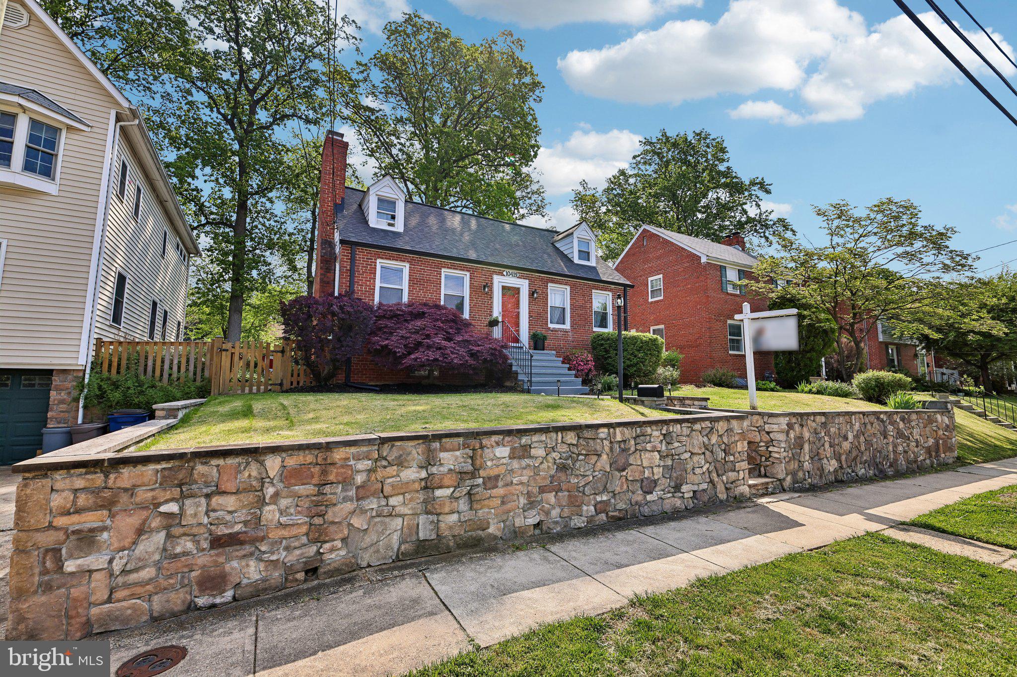CAMERON HEIGHTS - Residential