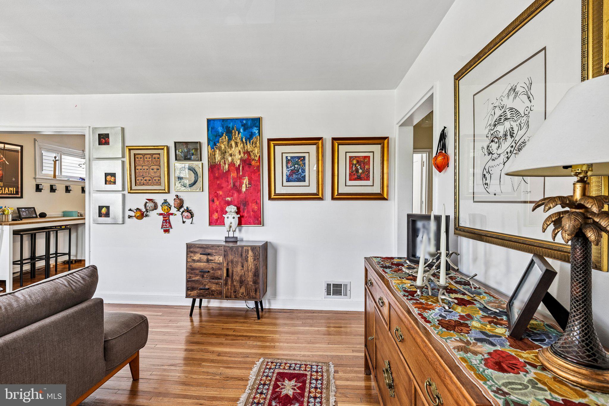 CAMERON HEIGHTS - Residential