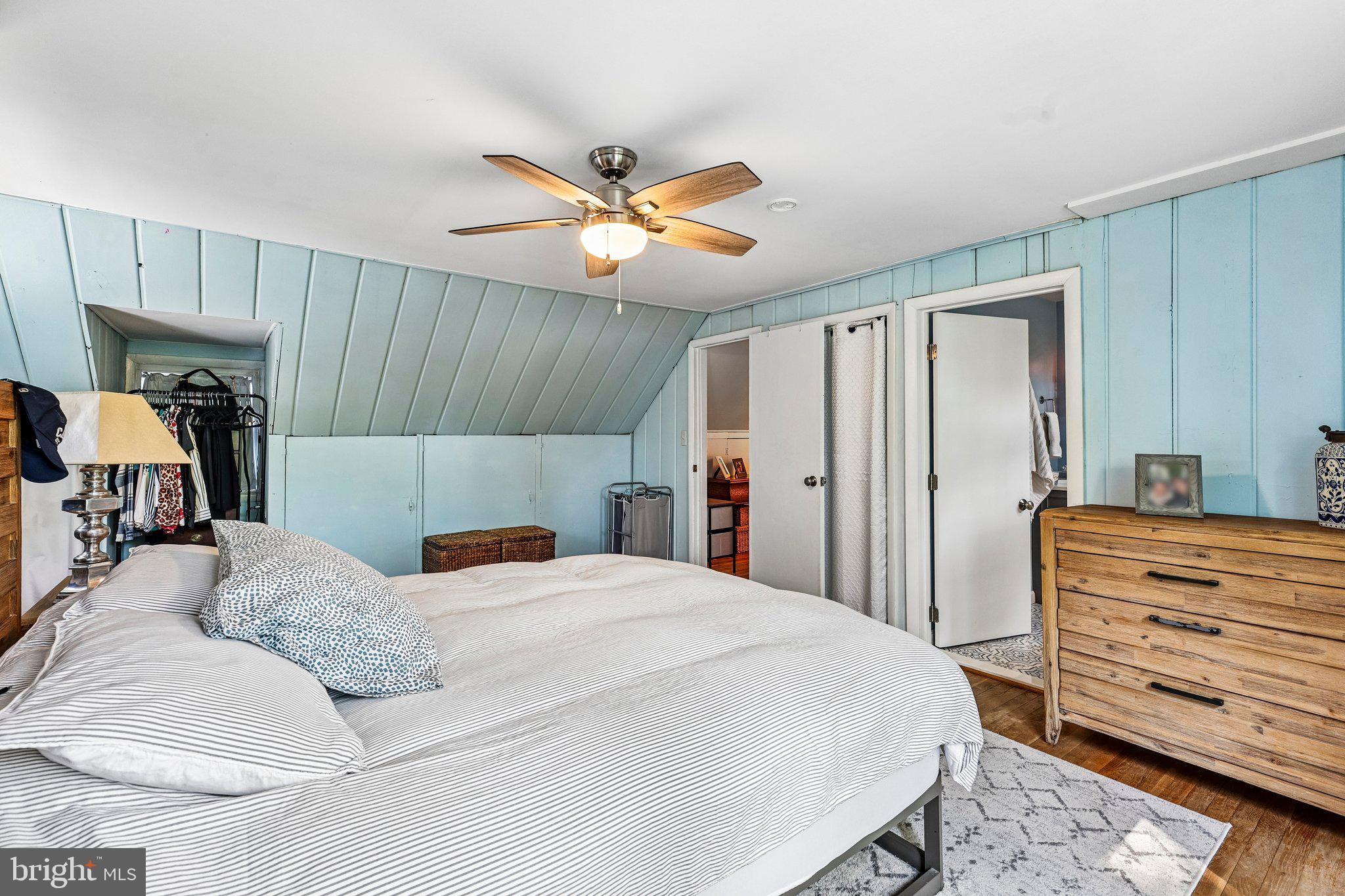 CAMERON HEIGHTS - Residential