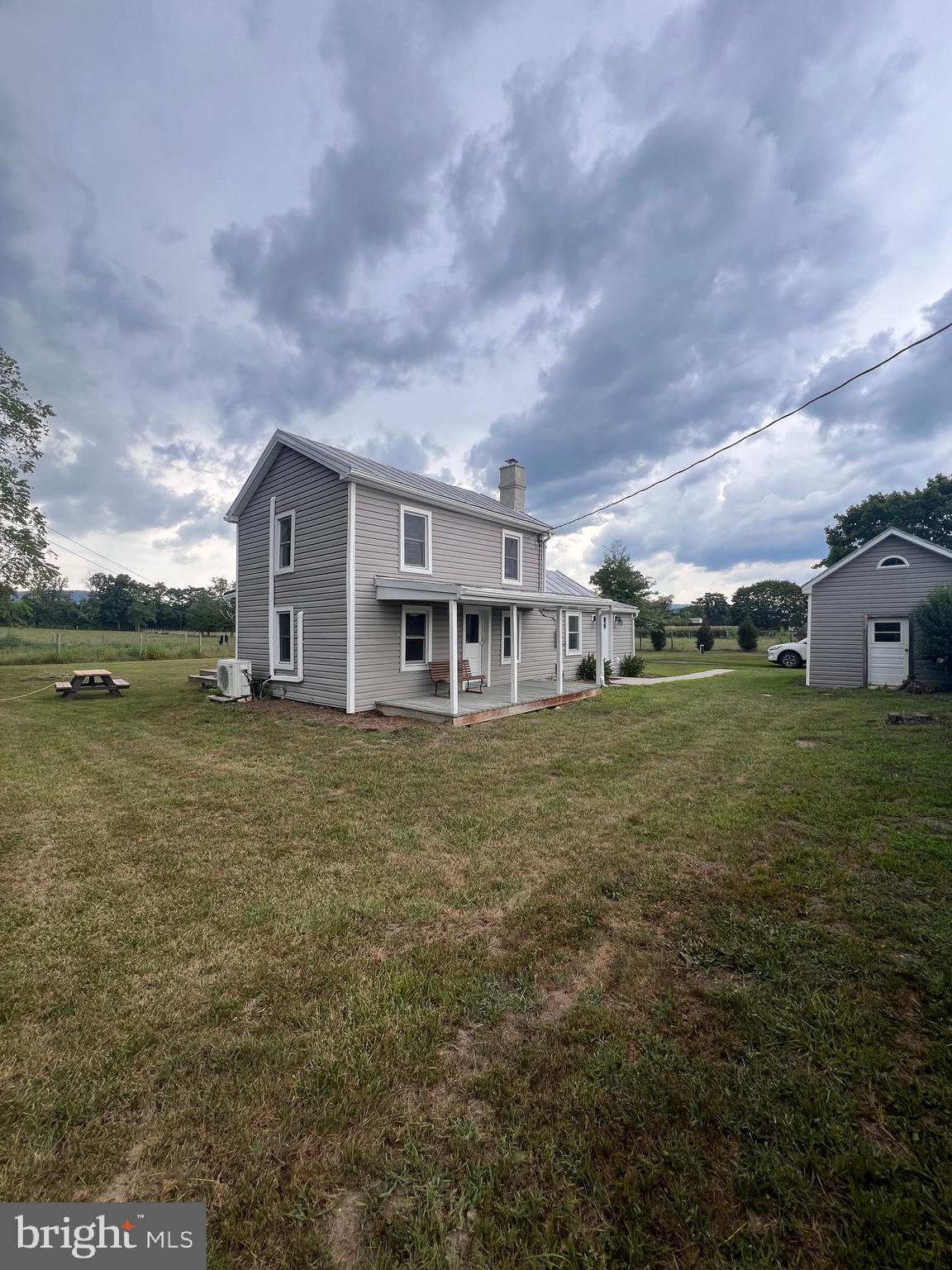 141 FROGTOWN LANE
