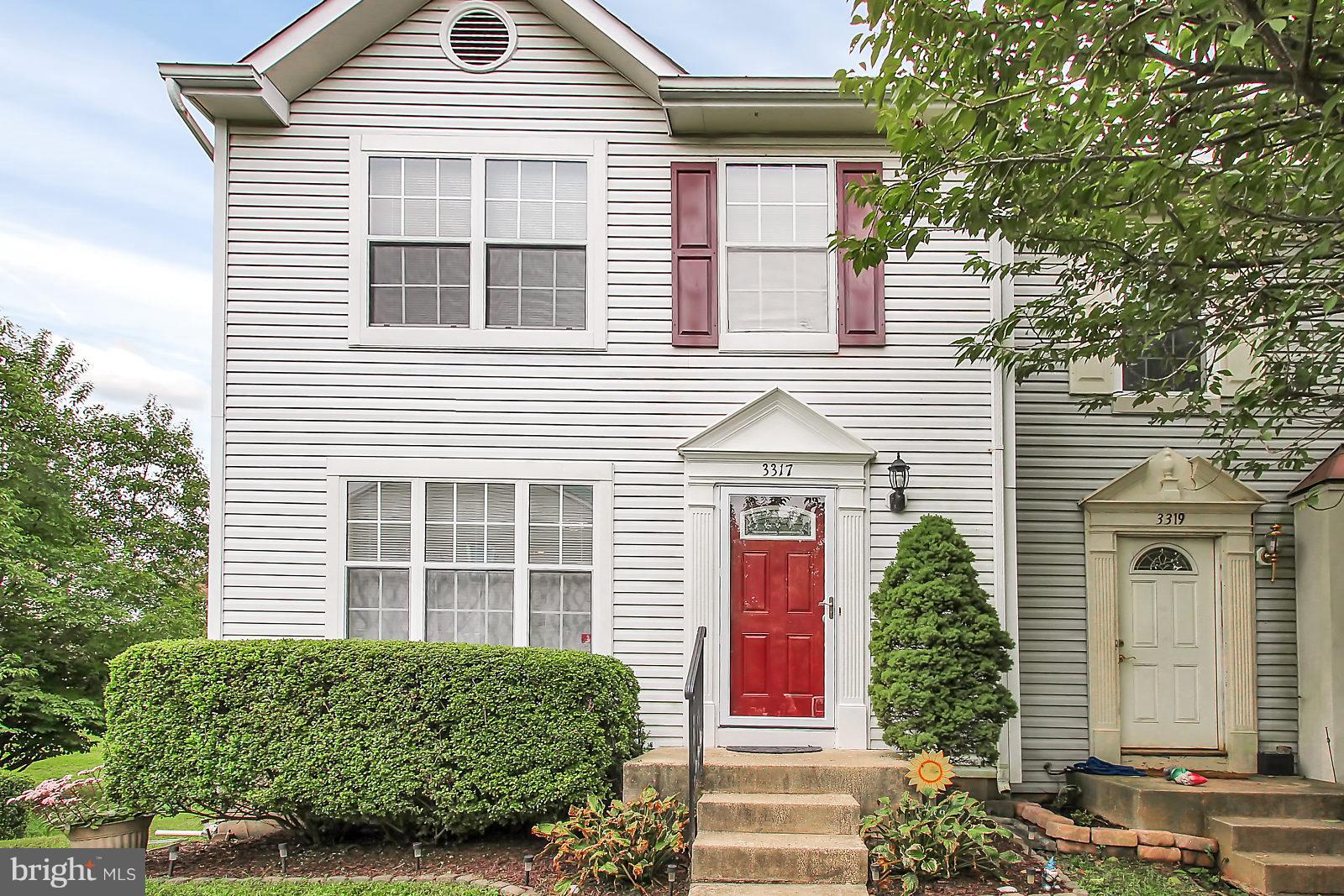 CONSTANT FRIENDSHIP - Residential