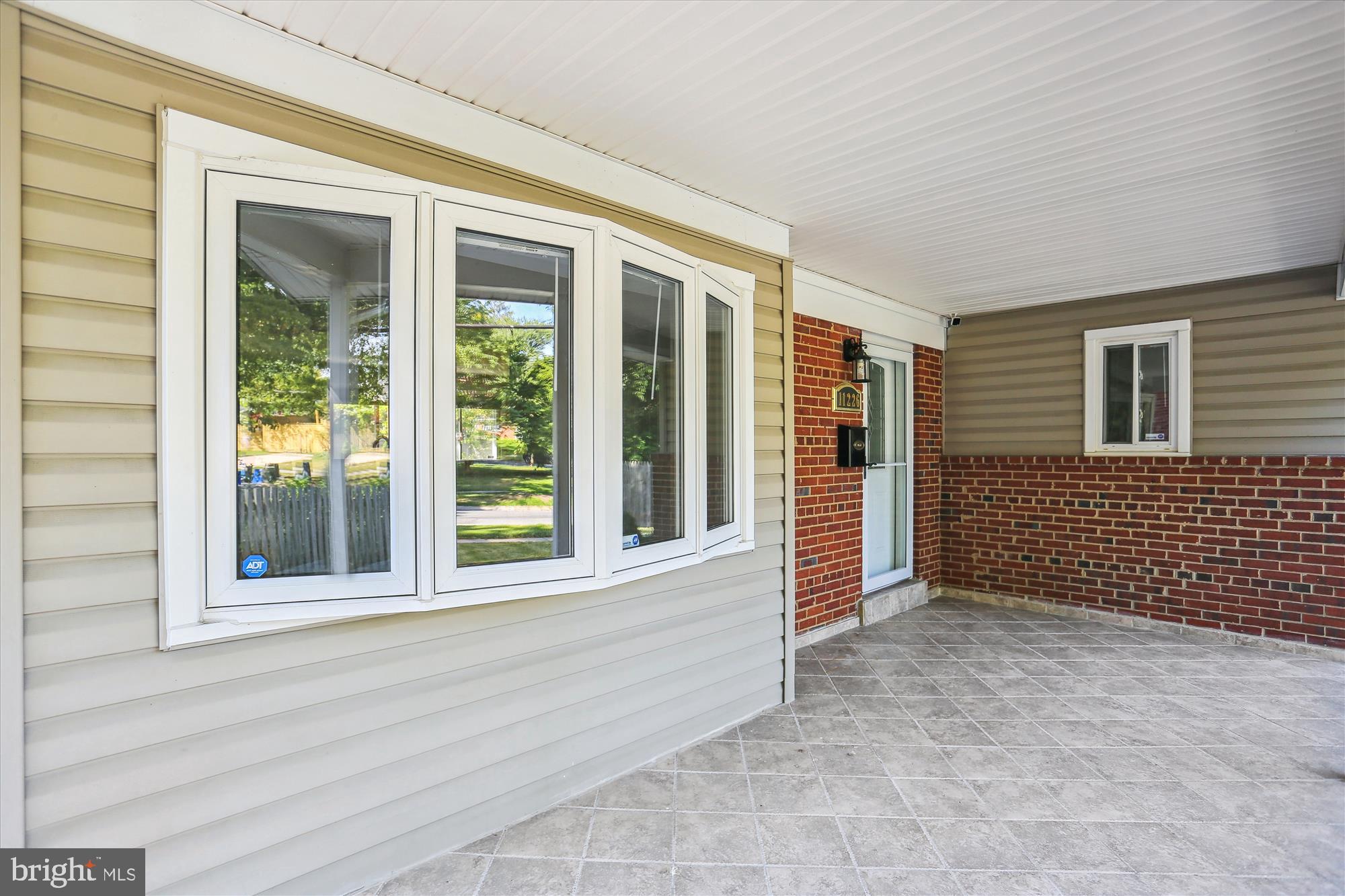 NEWPORT HILLS - Residential