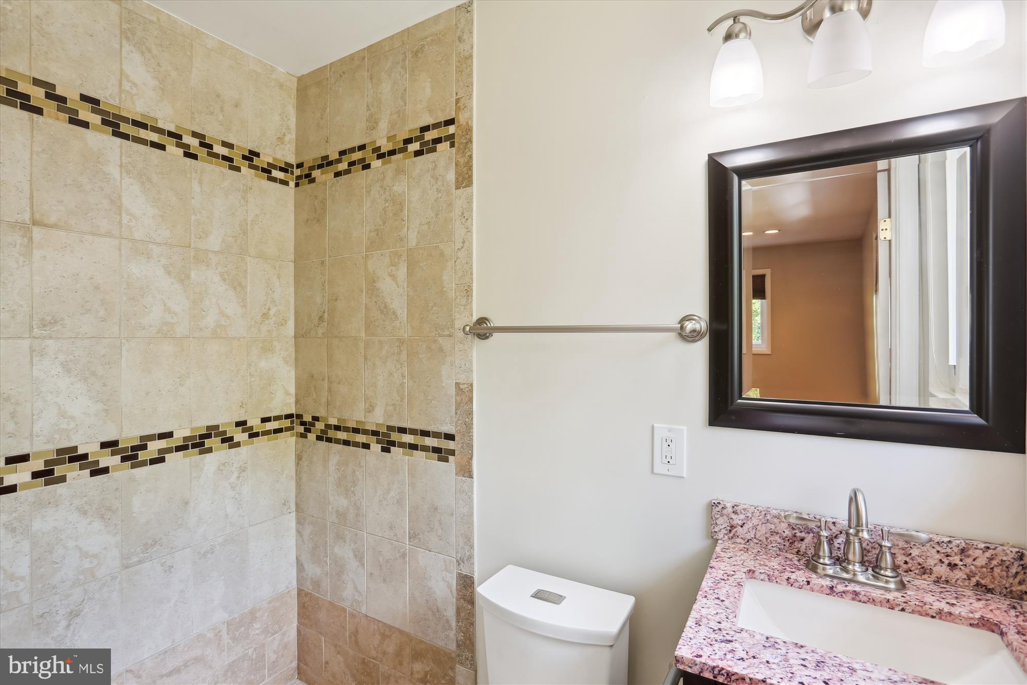 NEWPORT HILLS - Residential