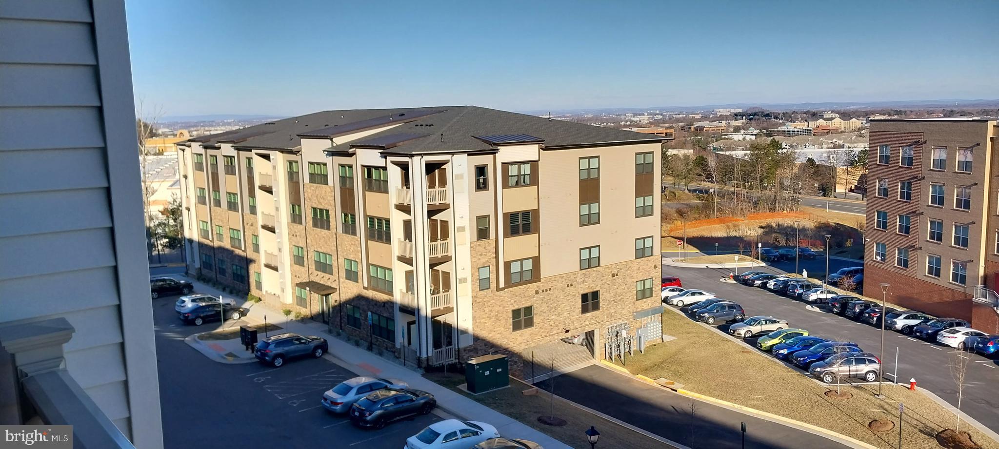 46294 MOUNT MILSTEAD TERRACE 400