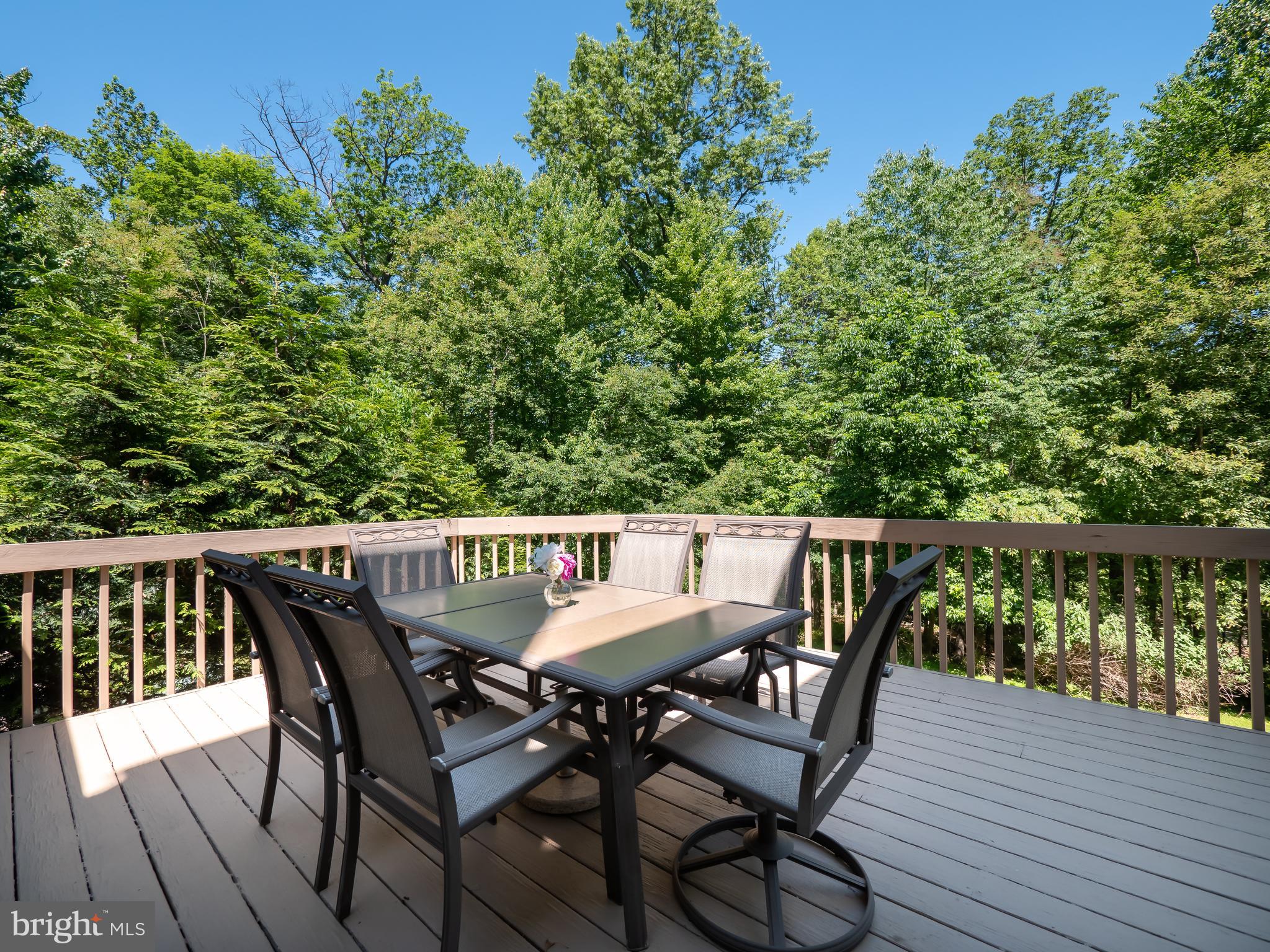 WEYHILL WOODS - Residential