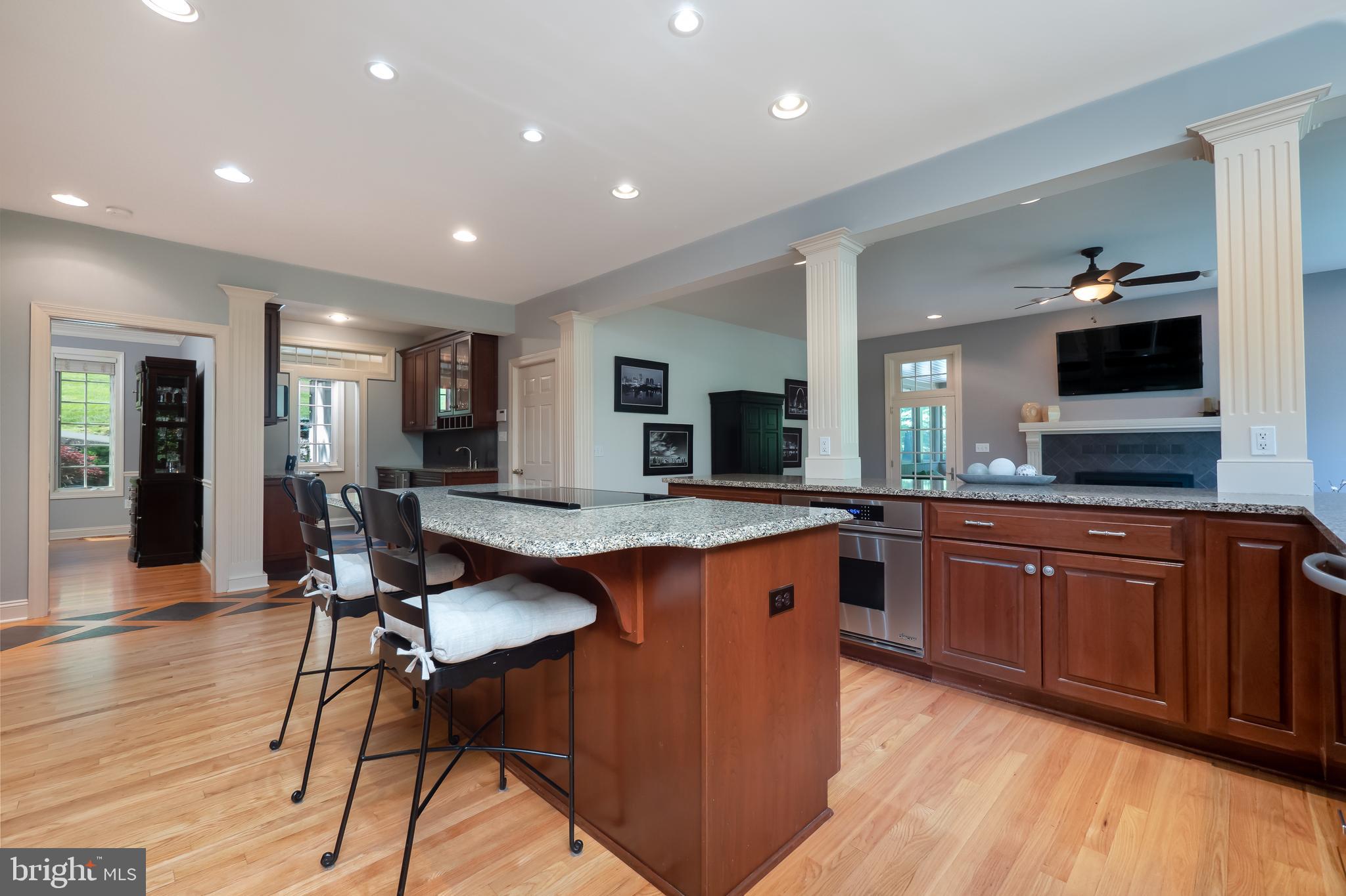 WEYHILL WOODS - Residential