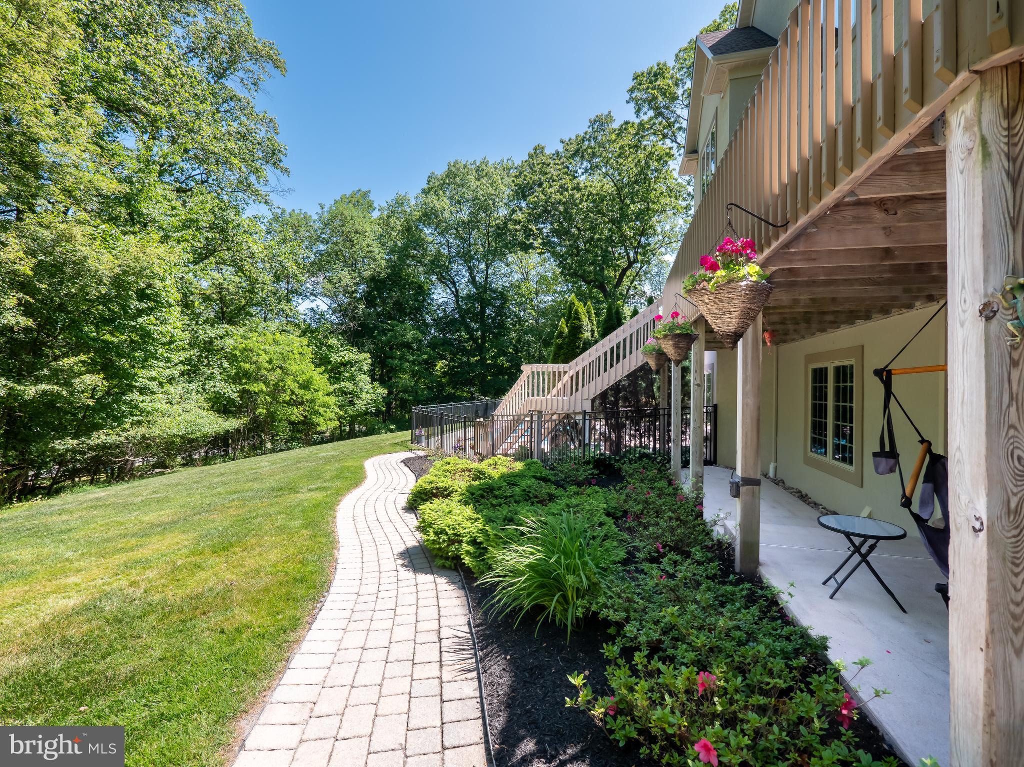 WEYHILL WOODS - Residential