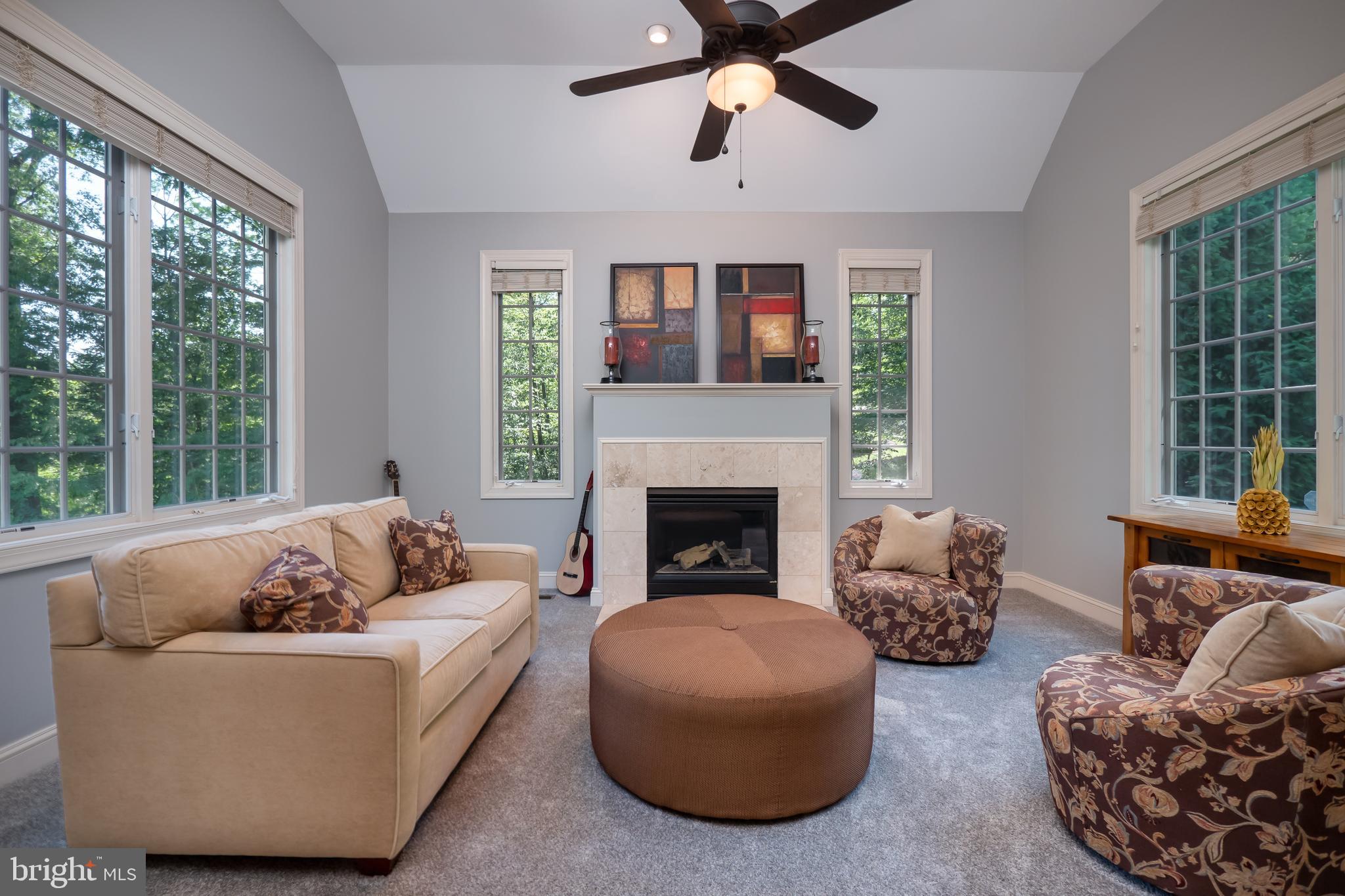 WEYHILL WOODS - Residential