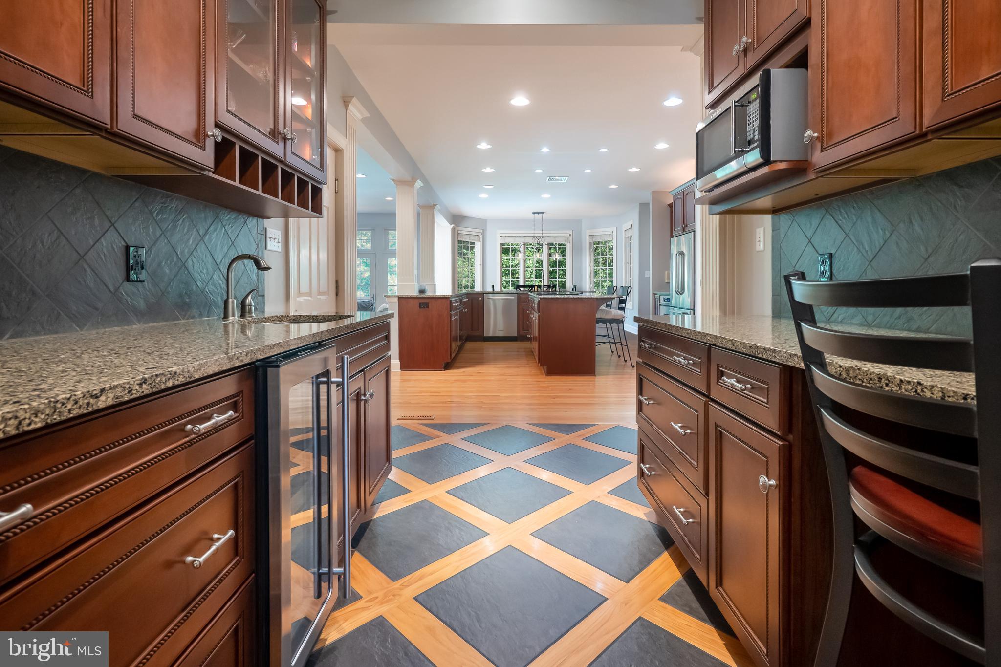 WEYHILL WOODS - Residential