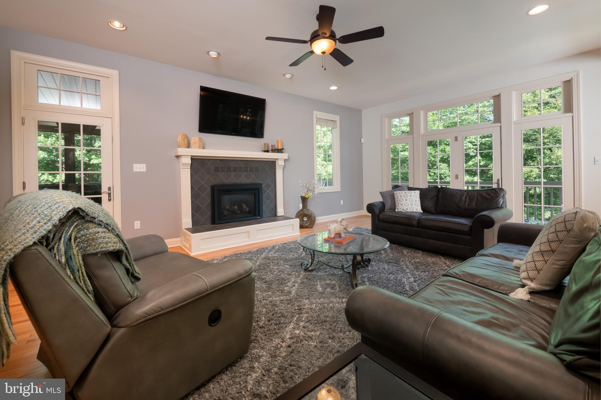 WEYHILL WOODS - Residential