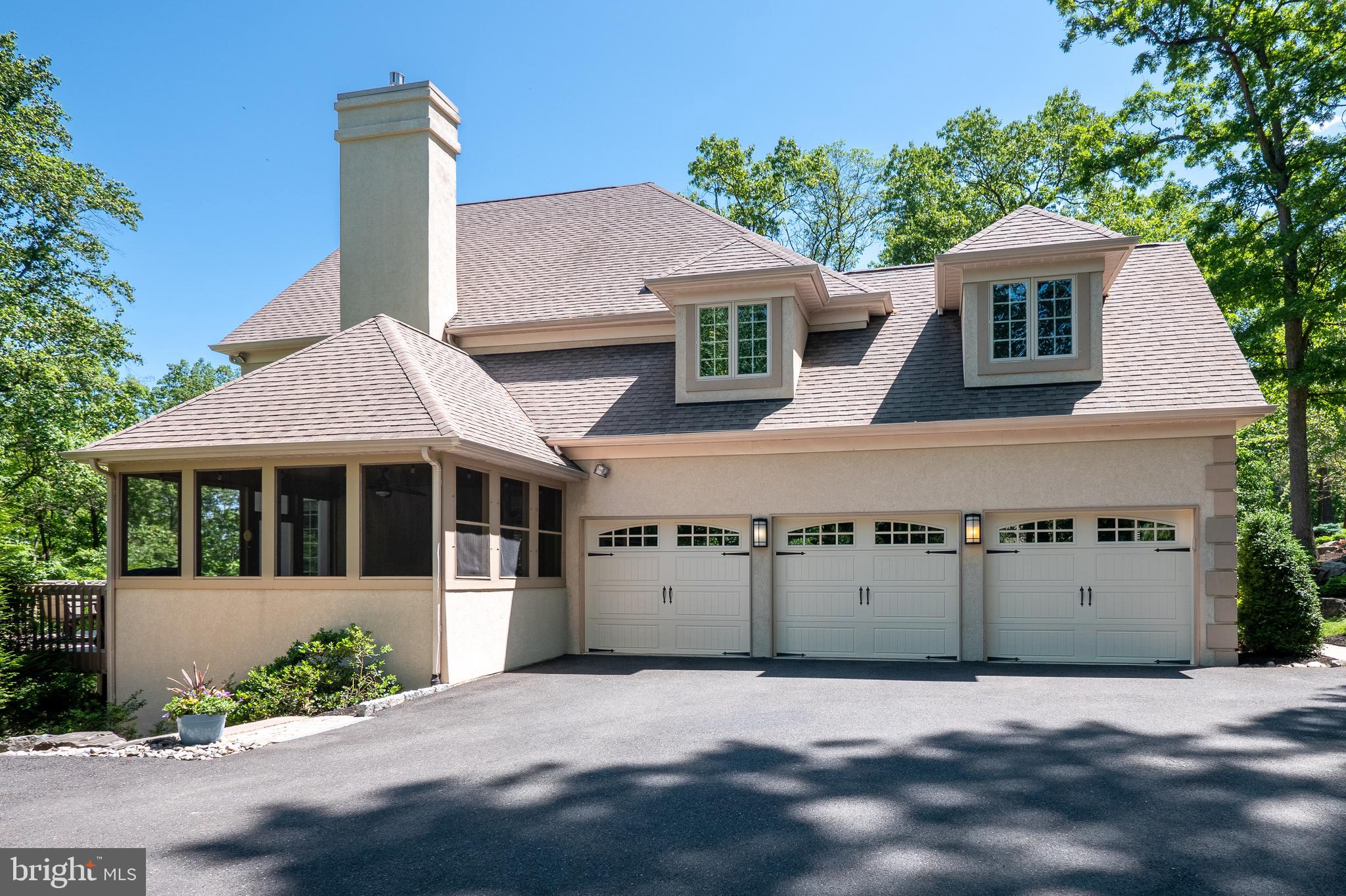 WEYHILL WOODS - Residential