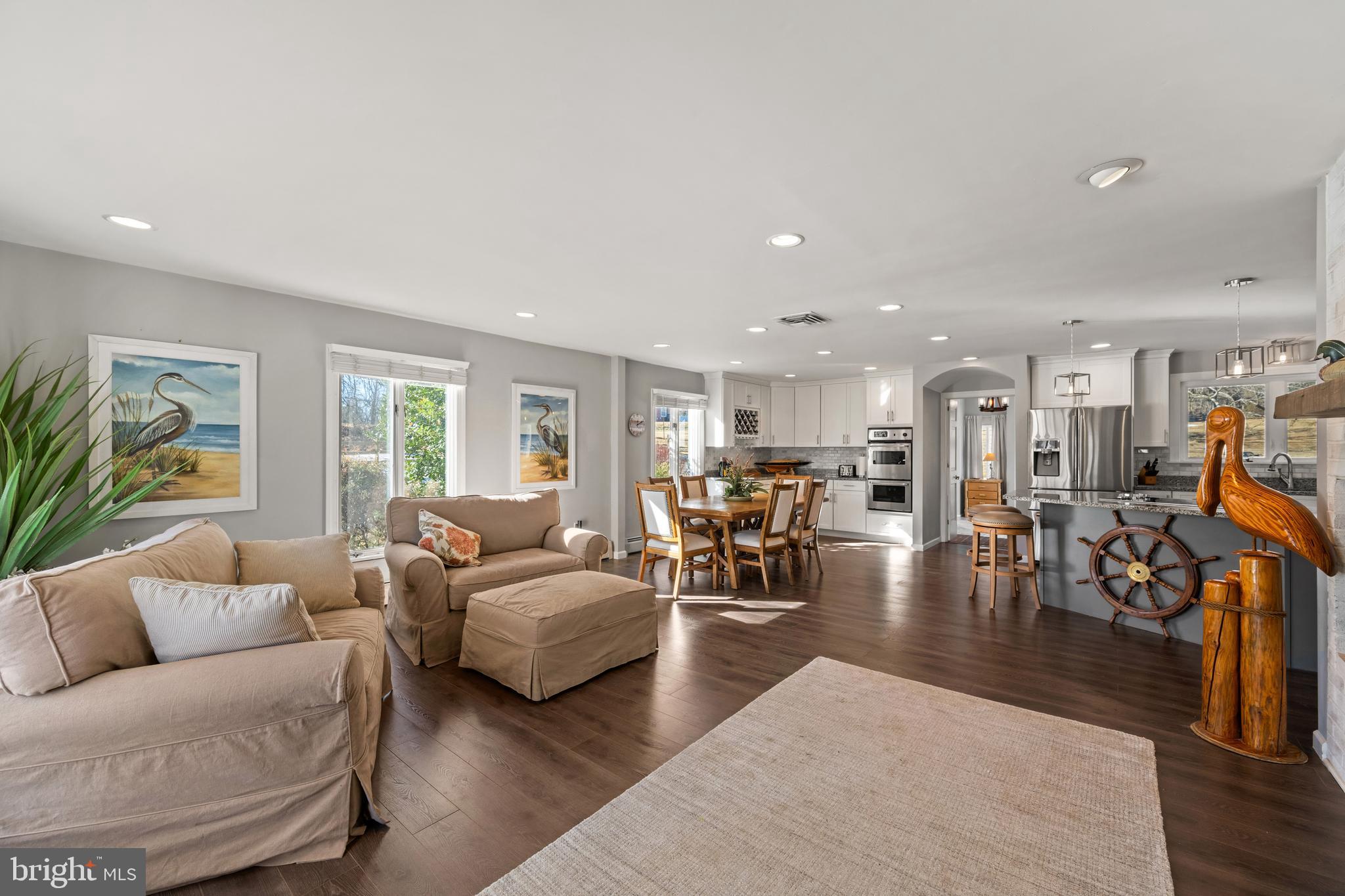 HONEYSUCKLE HILL - Residential