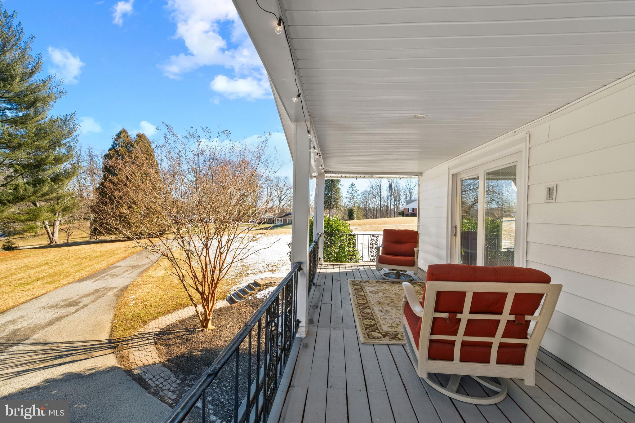 HONEYSUCKLE HILL - Residential