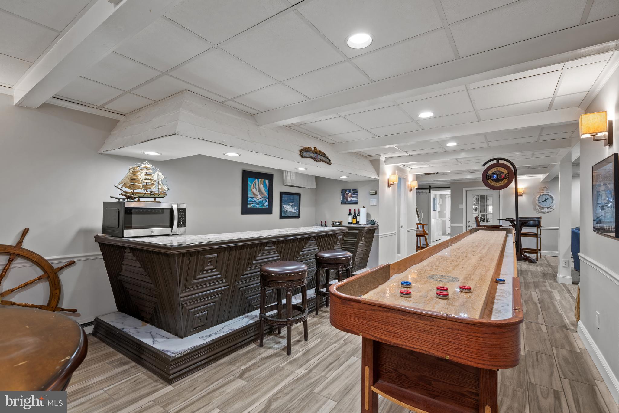 HONEYSUCKLE HILL - Residential