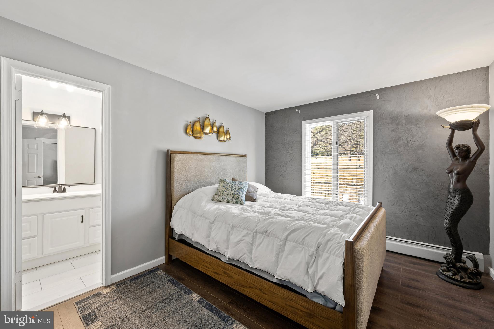 HONEYSUCKLE HILL - Residential