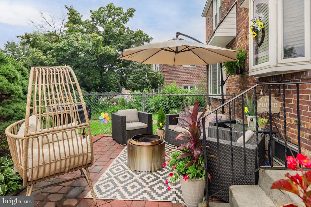 Photo of 160 Westbrook Drive, CLIFTON HEIGHTS, PA 19018 (MLS # PADE2098190)