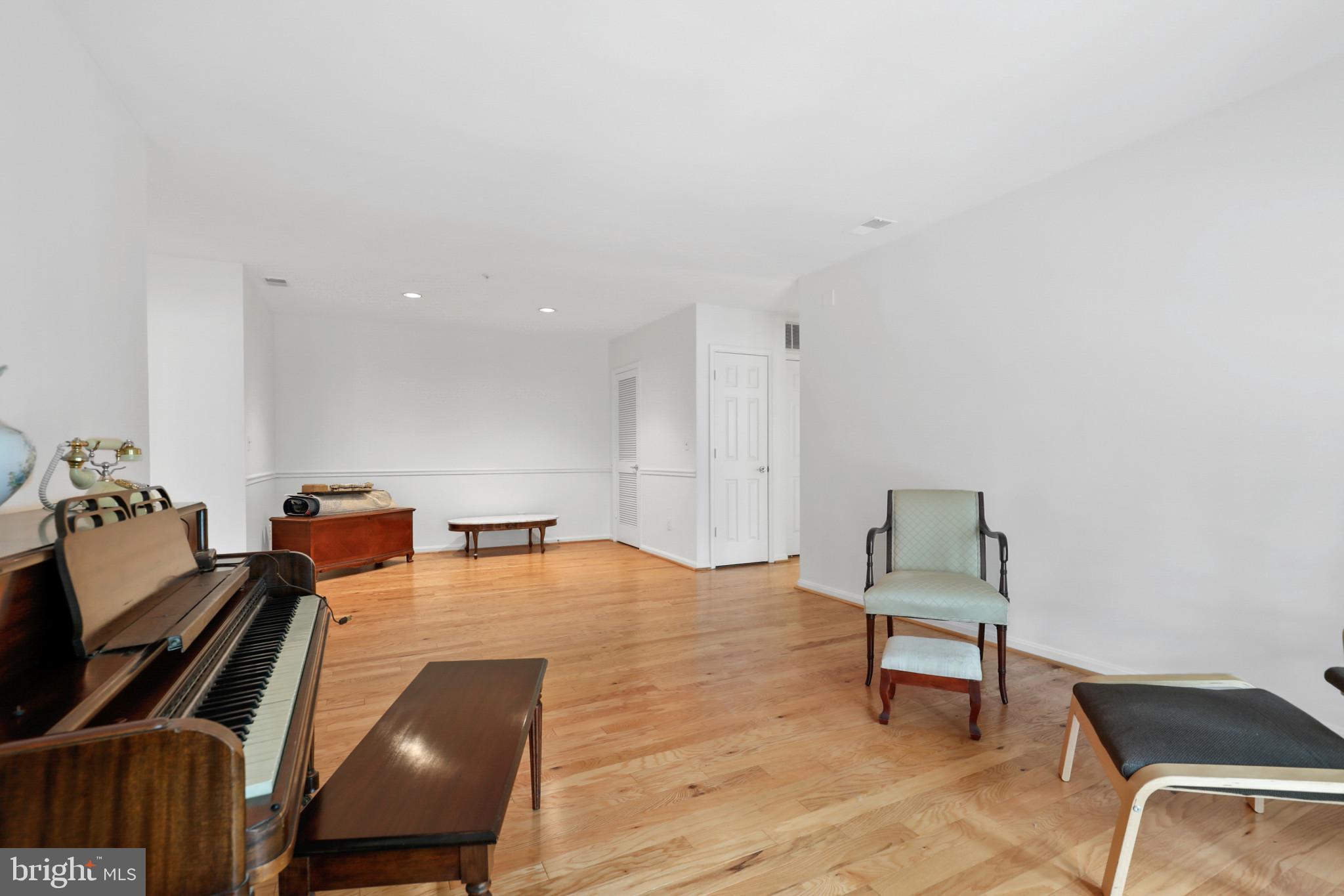 MAYS CHAPEL - Residential Lease