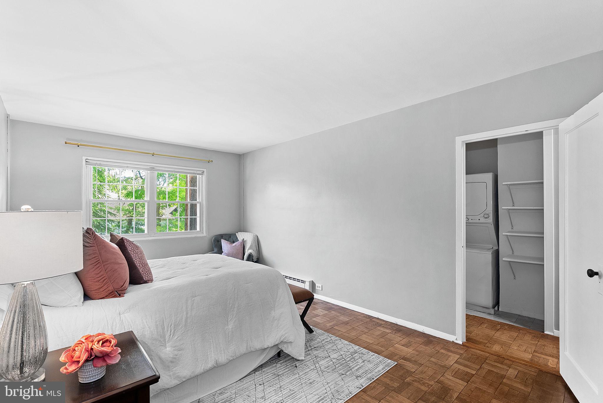 PARKFAIRFAX - Residential