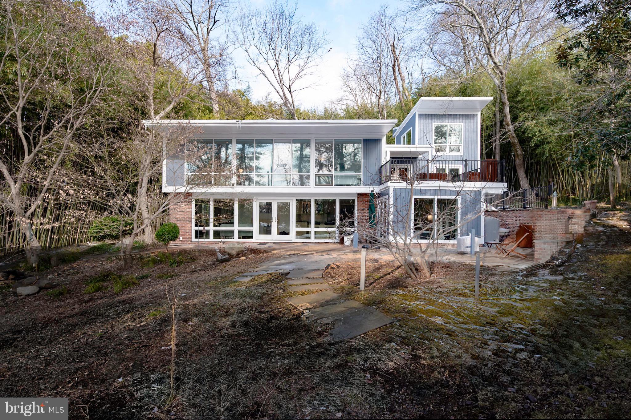 HOLLIN HILLS - Residential