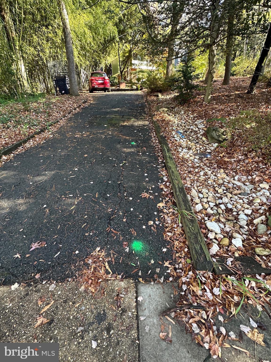 HOLLIN HILLS - Residential