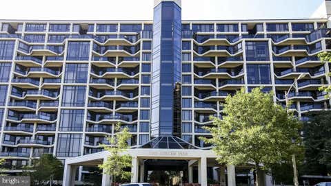 Photo of 1530 Key Boulevard #531, ARLINGTON, VA 22209 (MLS # VAAR2077842)