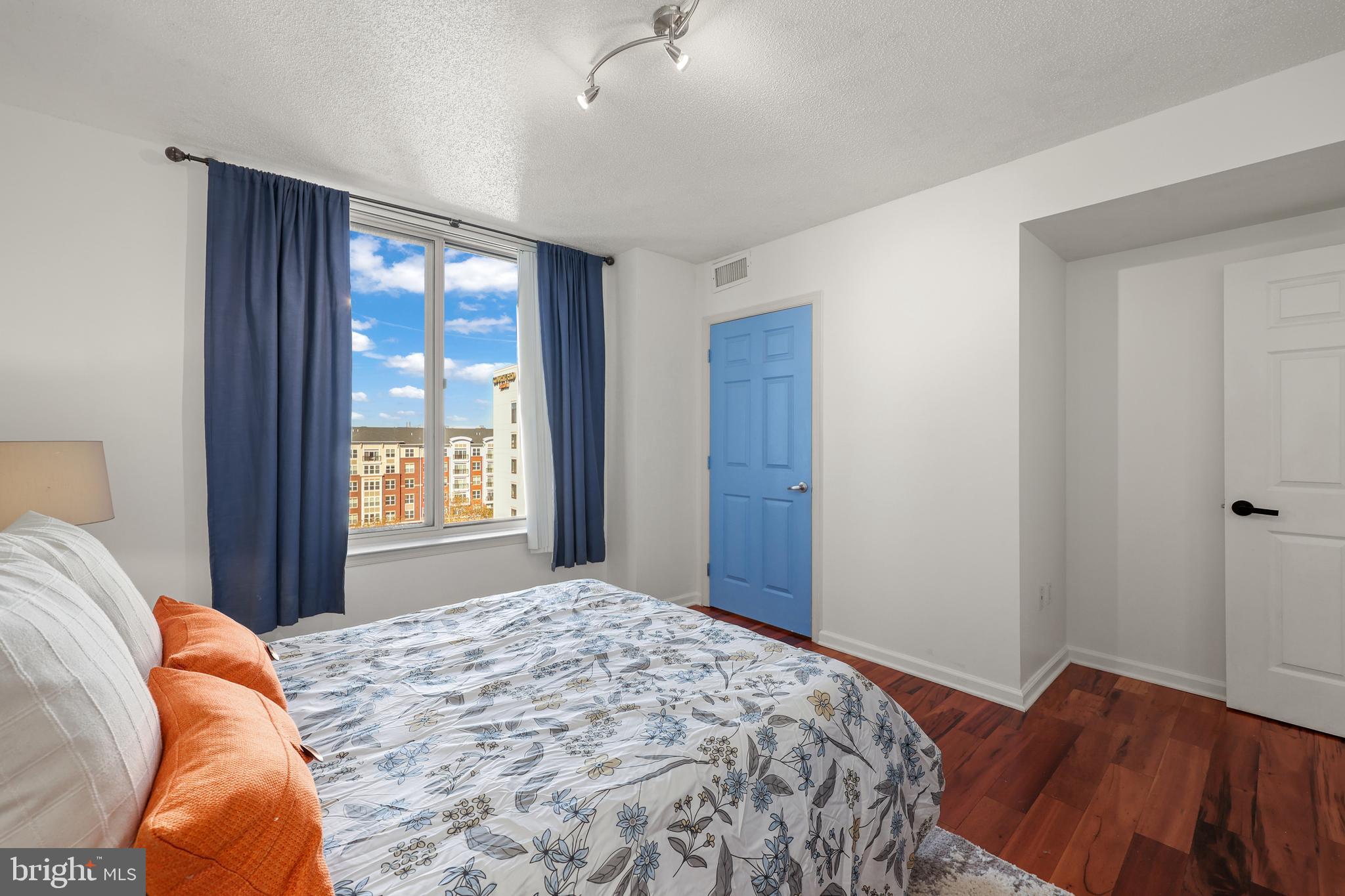 WILTON HOUSE - Residential