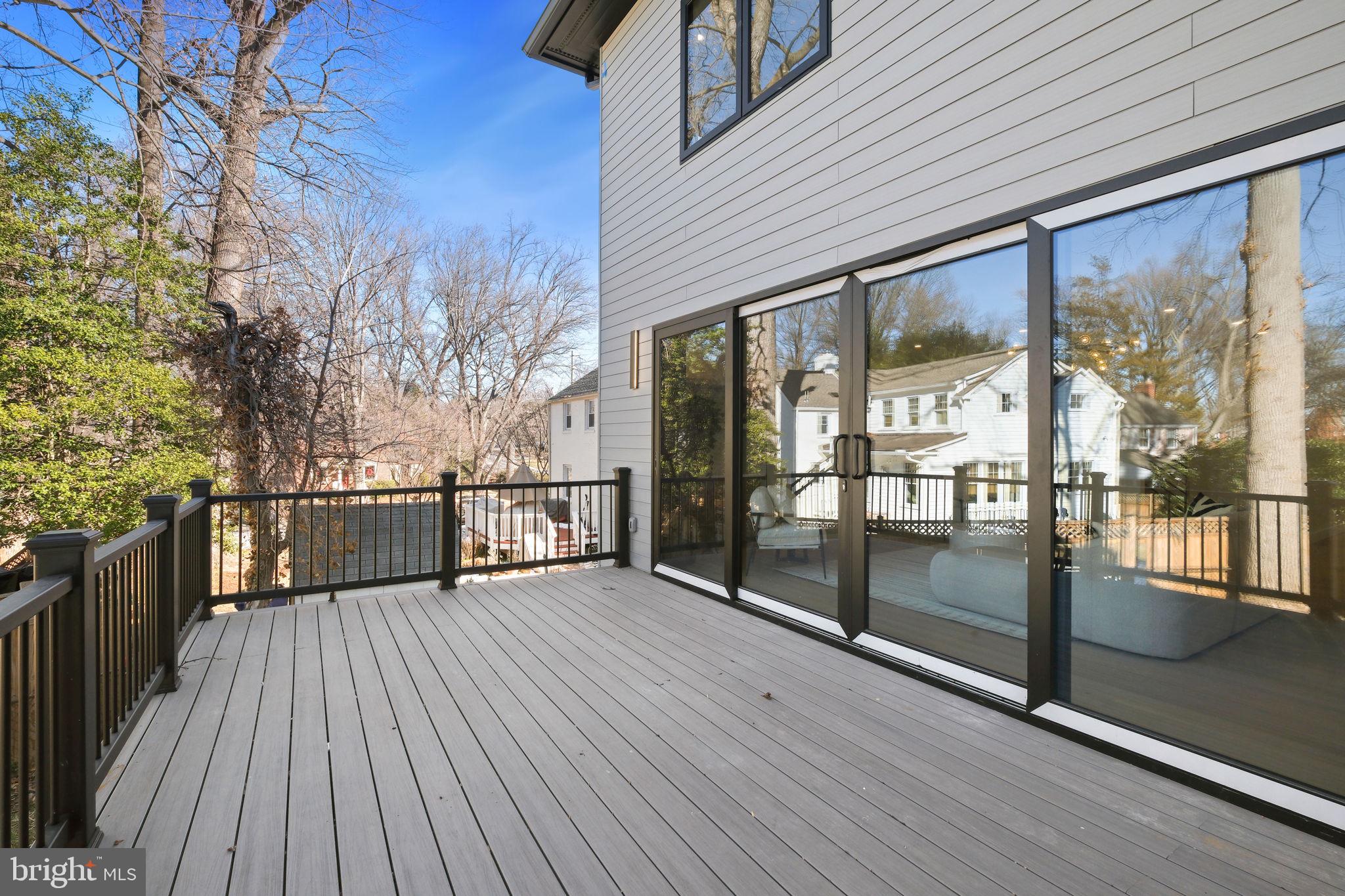 PARKWOOD - Residential