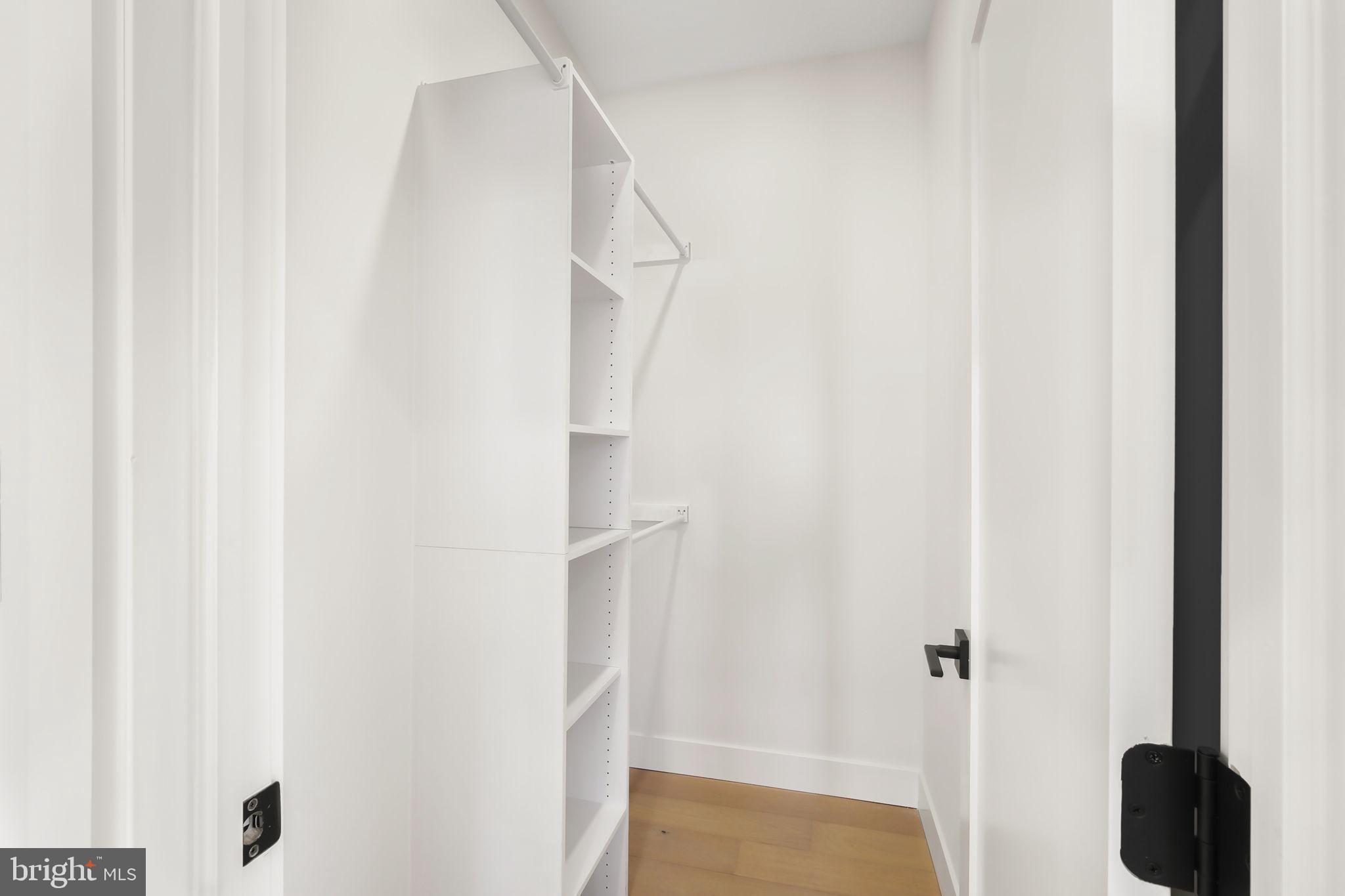 PARKWOOD - Residential