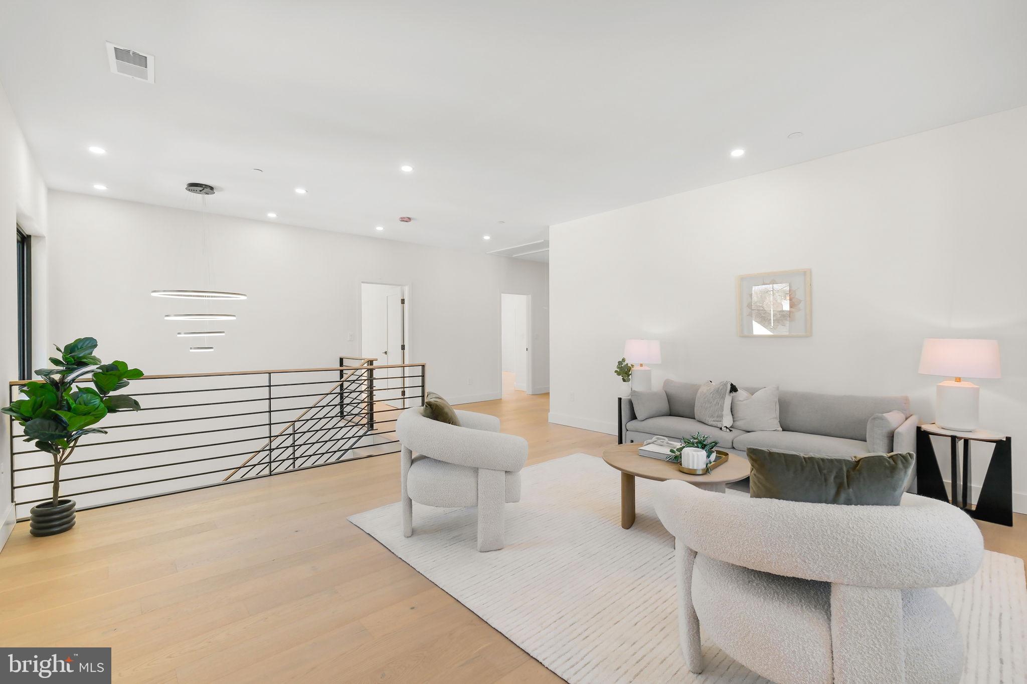 PARKWOOD - Residential