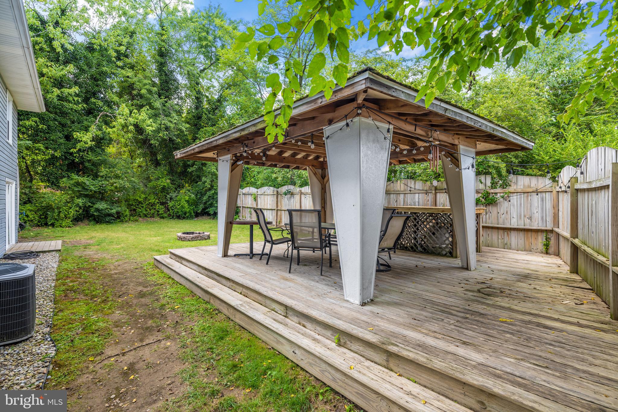 THE PROVINCES - Residential