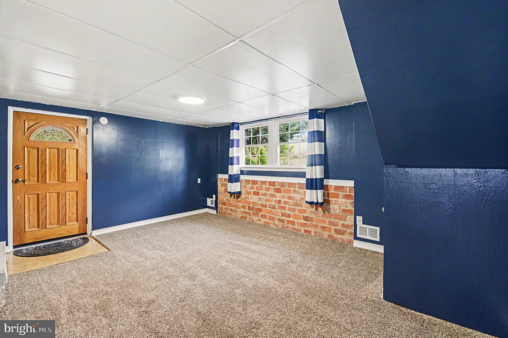 HOMELAND PARK - Residential