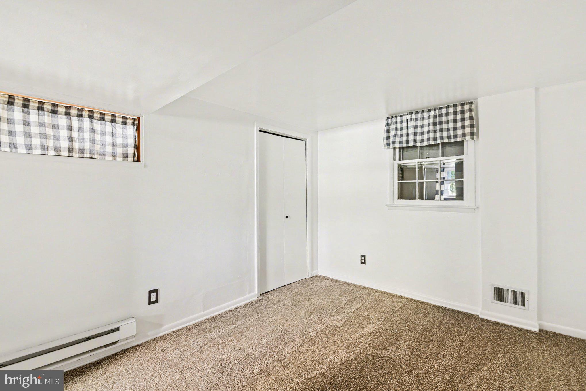 HOMELAND PARK - Residential