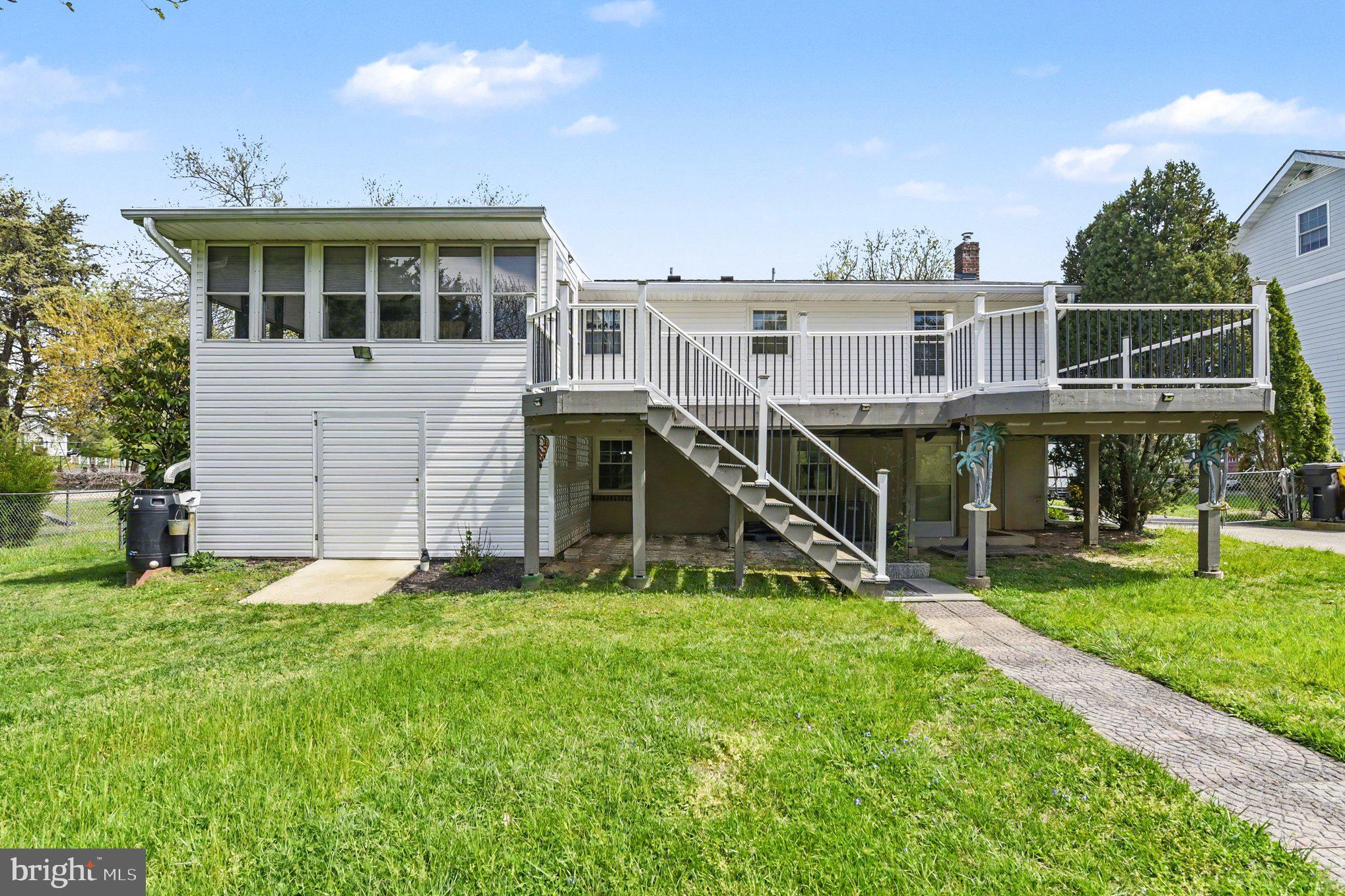 HOMELAND PARK - Residential